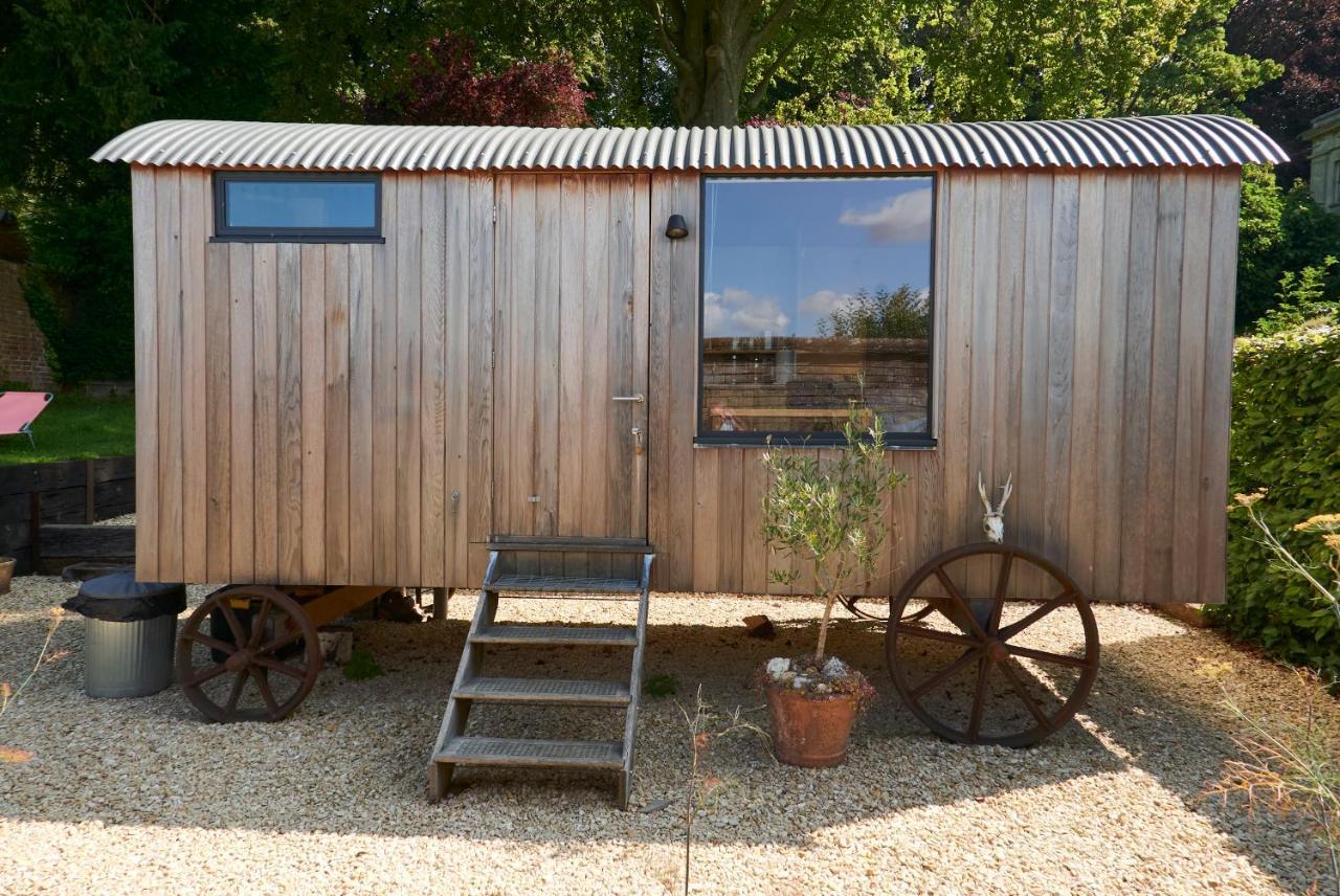 Hut64 Villa Alderbury Buitenkant foto